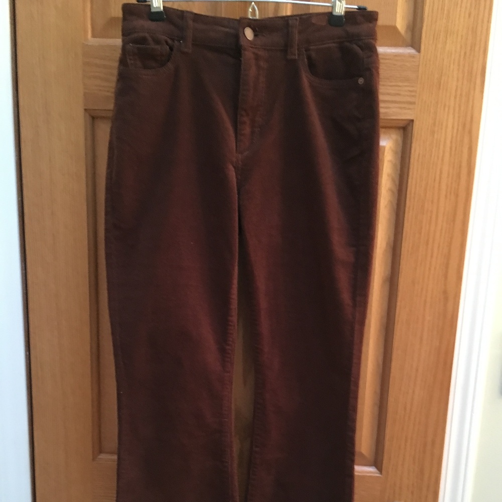 DL1961 Bridget Crop High Rise Corduroy Boot Cut